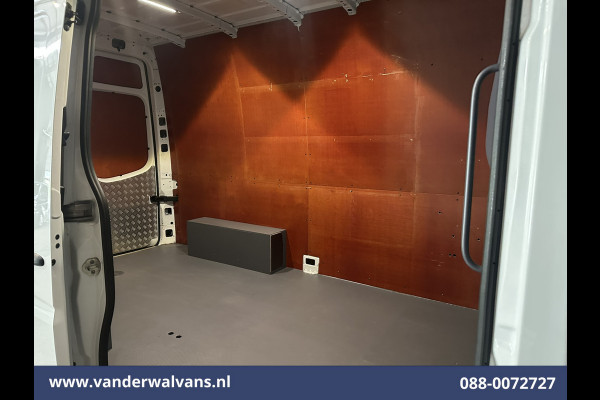 Mercedes-Benz Sprinter 316 CDI 163 pk L2H2 Euro6 Airco | 2800kg trekhaak | Navigatie | Cruisecontrol Parkeersensoren