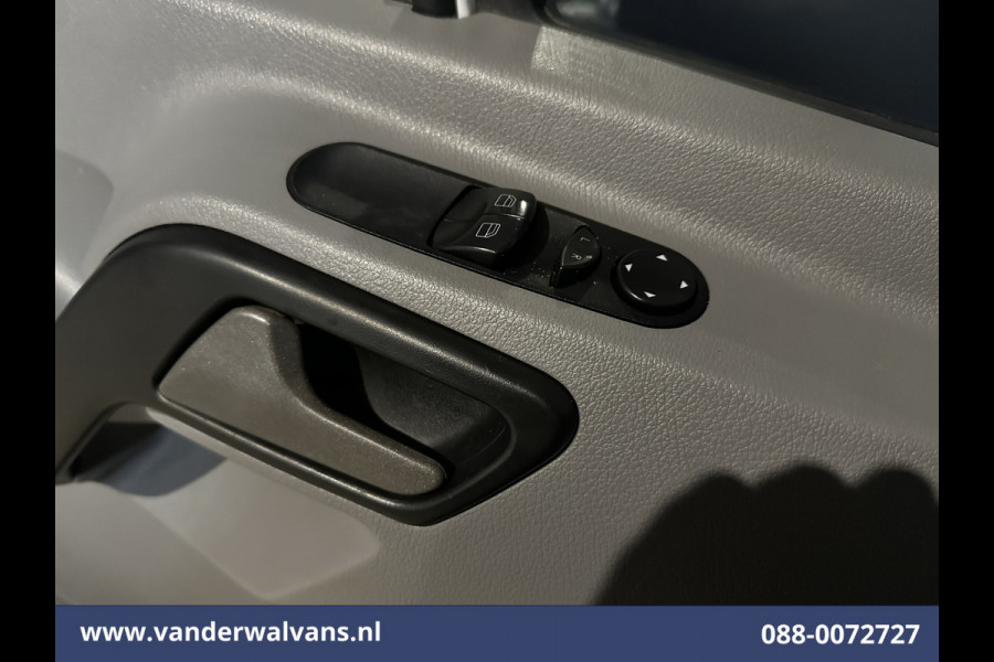 Mercedes-Benz Sprinter 316 CDI 163 pk L2H2 Euro6 Airco | 2800kg trekhaak | Navigatie | Cruisecontrol Parkeersensoren