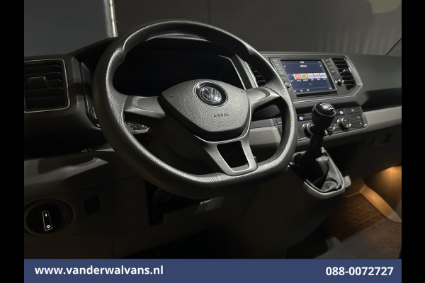 Volkswagen Crafter 2.0 TDI 141pk L3H3 L2H2 Euro6 Airco | Camera | Apple Carplay | Android Auto Parkeersensoren, Bijrijdersbank, 3000kg trekvermogen, zilver