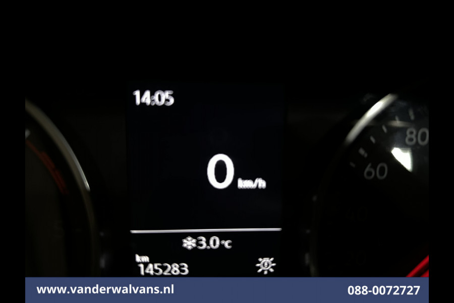 Volkswagen Crafter 2.0 TDI 141pk L3H3 L2H2 Euro6 Airco | Camera | Apple Carplay | Android Auto Parkeersensoren, Bijrijdersbank, 3000kg trekvermogen, zilver