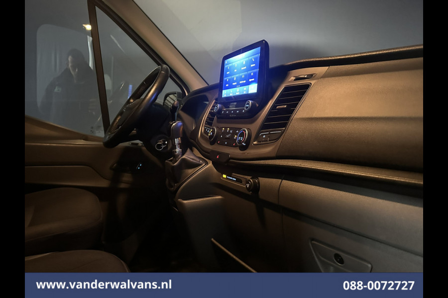 Ford Transit 2.0 TDCI 130pk L4H3 Jumbo Euro6 Airco | Camera | Navigatie | Apple Carplay | Cruisecontrol Android Auto, Parkeersensoren, Bijrijdersbank, Stoelverwarming, verwarmde voorruit