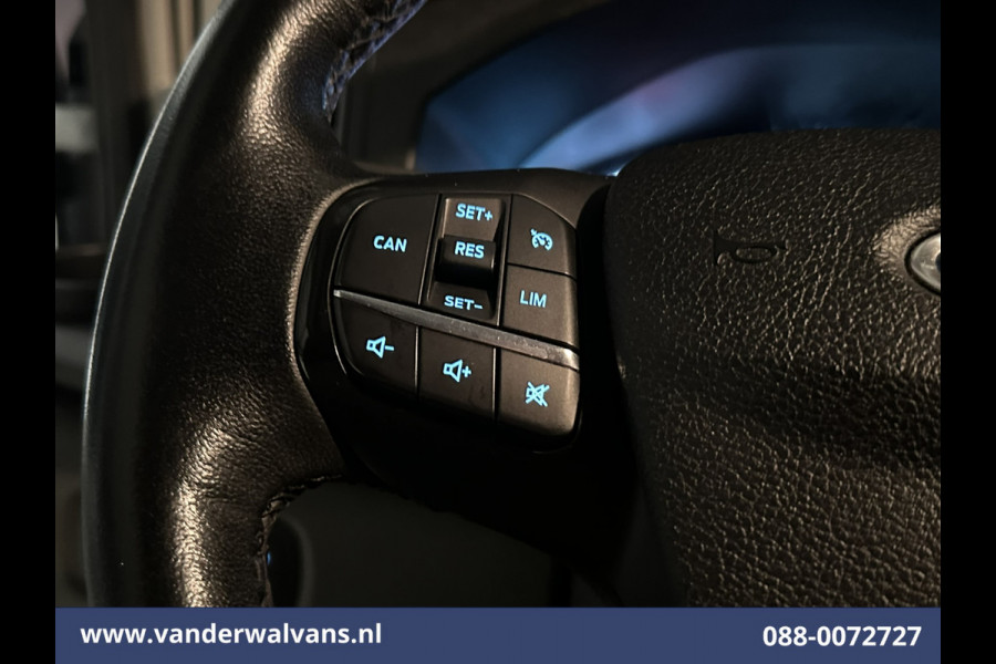 Ford Transit 2.0 TDCI 131pk L3H2 Euro6 ** Airco | Navigatie | Camera | Cruisecontrol | Apple Carplay | Stoelverwarming Android Auto, Parkeersensoren, Verwarmde voorruit, Bijrijdersbank