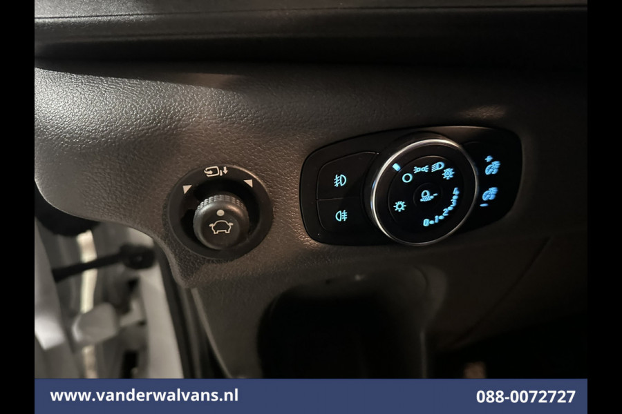 Ford Transit 2.0 TDCI 131pk L3H2 Euro6 ** Airco | Navigatie | Camera | Cruisecontrol | Apple Carplay | Stoelverwarming Android Auto, Parkeersensoren, Verwarmde voorruit, Bijrijdersbank