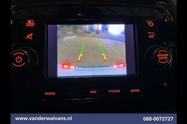 Peugeot Boxer 2.2 BlueHDi 120pk L1H1 Euro6 Airco | Camera | Navigatie | Trekhaak | Cruisecontrol Parkeersensoren, Bijrijdersbank