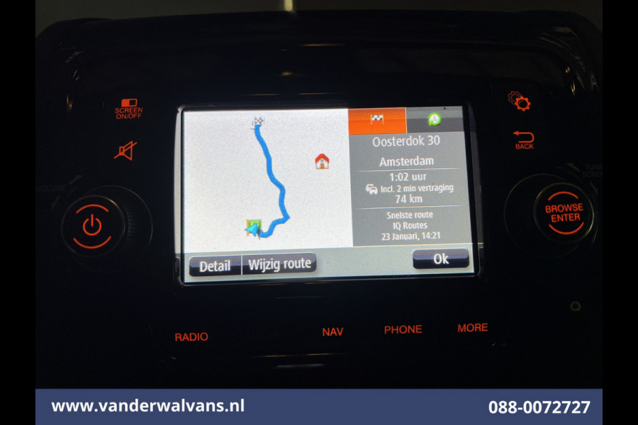 Peugeot Boxer 2.2 BlueHDi 120pk L1H1 Euro6 Airco | Camera | Navigatie | Trekhaak | Cruisecontrol Parkeersensoren, Bijrijdersbank