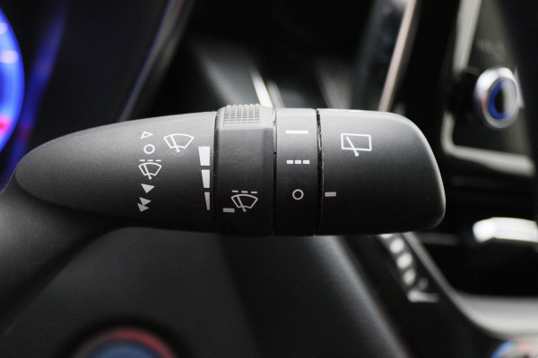 Toyota Corolla Touring Sports 1.8 Hybrid Active LED, Apple Carplay, ACC, Camera, Climate, 16"