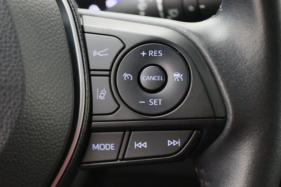 Toyota Corolla Touring Sports 1.8 Hybrid Active LED, Apple Carplay, ACC, Camera, Climate, 16"
