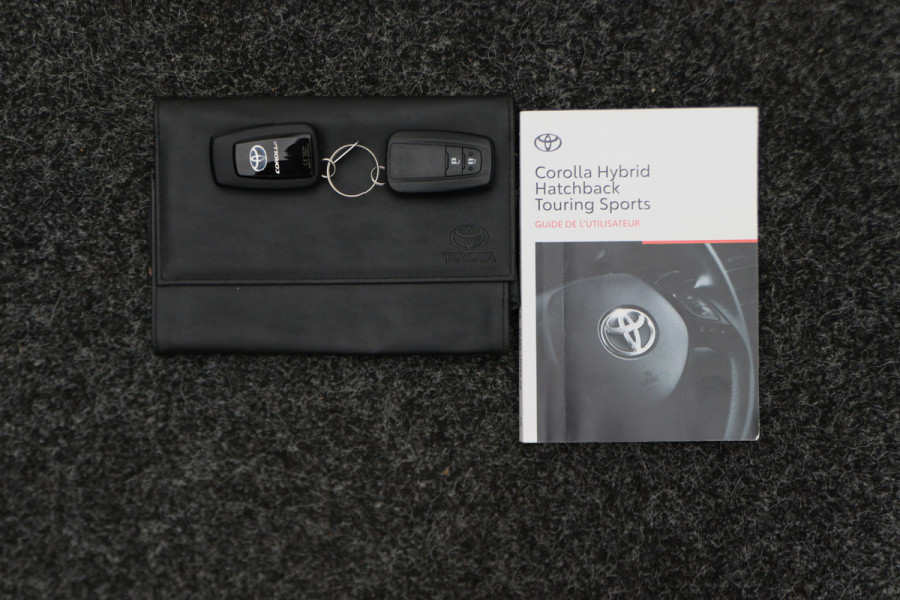 Toyota Corolla Touring Sports 1.8 Hybrid Active LED, Apple Carplay, ACC, Camera, Climate, 16"