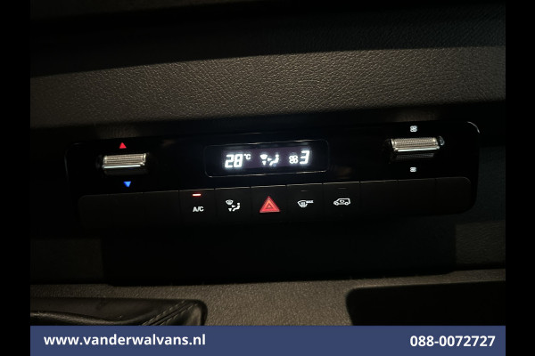 Mercedes-Benz Sprinter 317 CDI 170pk L3H2 Euro6 Airco | Apple Carplay | 360 Graden Camera | Navigatie Android Auto, Cruisecontrol, Chauffeursstoel, Parkeersensoren, Stoelverwarming, Bijrijdersbank