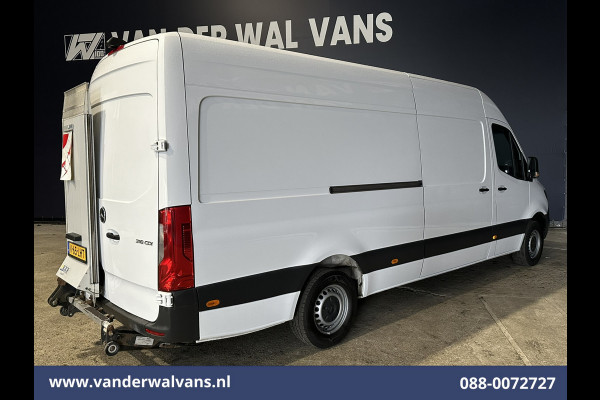 Mercedes-Benz Sprinter 316 CDI 163pk L3H2 *Laadklep* Euro6 Airco | Camera | Navigatie | Apple Carplay Android Auto, Stoelverwarming, Bijrijdersbank