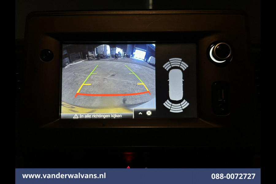 Renault Master 2.3 dCi 136pk L2H2 Euro6 Airco | Camera | Navigatie | Cruisecontrol | 2500kg Trekhaak | Bijrijdersbank,  Parkeersensoren