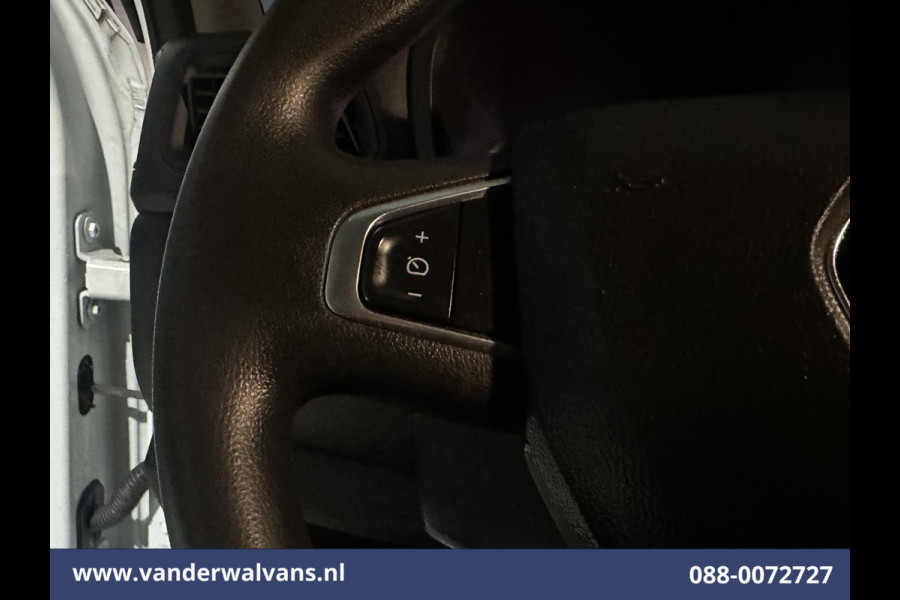 Renault Master 2.3 dCi 136pk L2H2 Euro6 Airco | Camera | Navigatie | Cruisecontrol | 2500kg Trekhaak | Bijrijdersbank,  Parkeersensoren