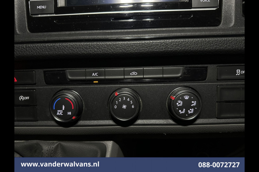 Volkswagen Crafter 2.0 TDI 141pk L3H3 L2H2 Euro6 Airco | Camera | Apple Carplay | Cruisecontrol | Chauffeursstoel Parkeersensoren, Bijrijdersbank, 3000kg trekvermogen,  Android Auto, zilver