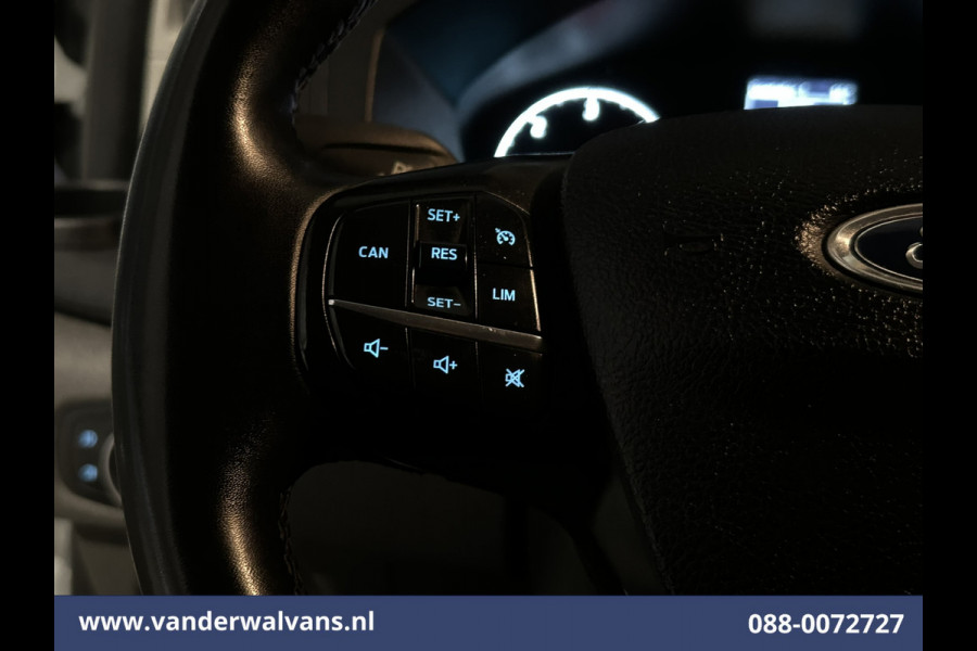 Ford Transit Custom 2.0 TDCI 130pk L2H1 Euro6 Airco | LED | Cruisecontrol | Verwarmde voorruit | Parkeersensoren Bijrijdersbank, 2800kg trekvermogen