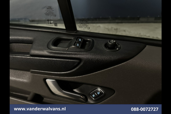 Ford Transit Custom 2.0 TDCI 130pk L2H1 Euro6 Airco | LED | Cruisecontrol | Verwarmde voorruit | Parkeersensoren Bijrijdersbank, 2800kg trekvermogen