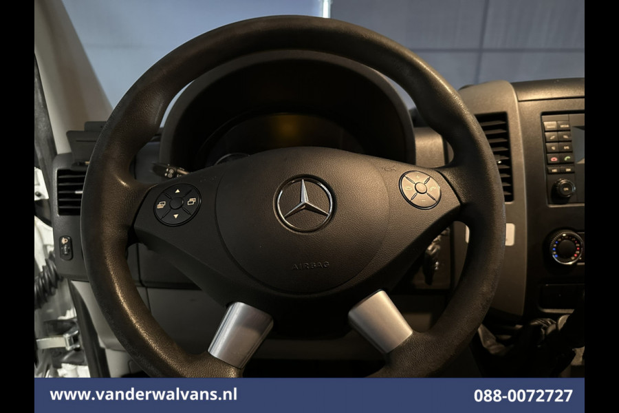 Mercedes-Benz Sprinter 316 CDI 163pk L2H2 Euro6 Airco | 2800kg trekhaak | Cruisecontrol Parkeersensoren