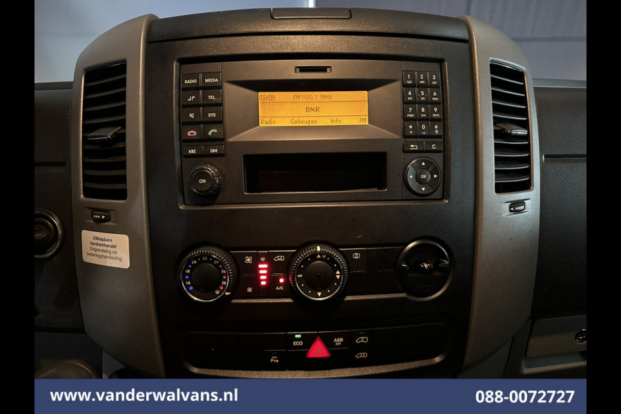 Mercedes-Benz Sprinter 316 CDI 163pk L2H2 Euro6 Airco | 2800kg trekhaak | Cruisecontrol Parkeersensoren