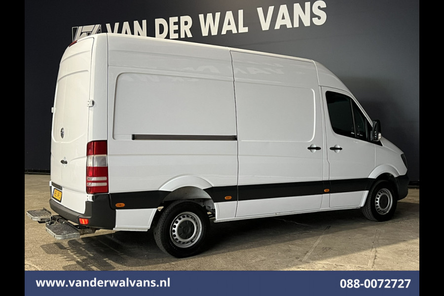 Mercedes-Benz Sprinter 316 CDI 163pk L2H2 Euro6 Airco | 2800kg trekhaak | Cruisecontrol Parkeersensoren