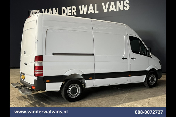 Mercedes-Benz Sprinter 316 CDI 163pk L2H2 Euro6 Airco | 2800kg trekhaak | Cruisecontrol Parkeersensoren