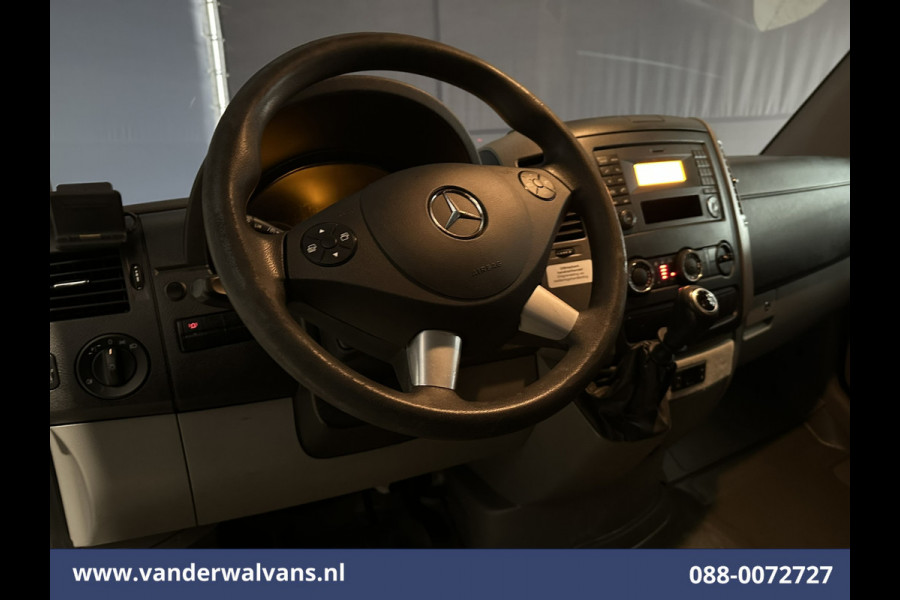 Mercedes-Benz Sprinter 316 CDI 163pk L2H2 Euro6 Airco | 2800kg trekhaak | Cruisecontrol Parkeersensoren