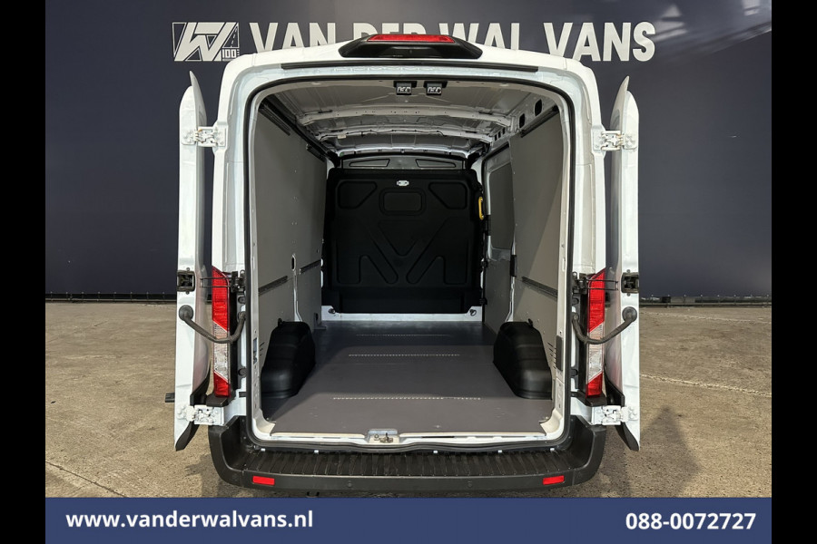 Ford Transit 2.0 TDCI L2H2 Euro6 Airco | Camera | Cruisecontrol | Parkeersensoren Verwarmde voorruit, Bijrijdersbank, 2450kg trekvermogen