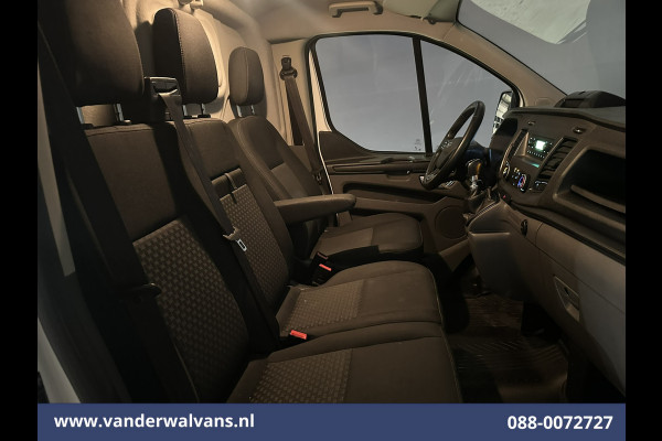 Ford Transit Custom 2.0 TDCI 130pk L2H1 Euro6 Airco | Cruisecontrol | LED | Verwarmde voorruit | Parkeersensoren, Bijrijdersbank, 2800kg Trekvermogen