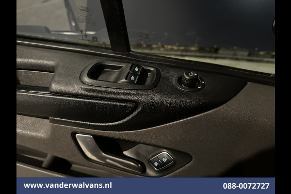 Ford Transit Custom 2.0 TDCI 130pk L2H1 Euro6 Airco | Cruisecontrol | LED | Verwarmde voorruit | Parkeersensoren, Bijrijdersbank, 2800kg Trekvermogen