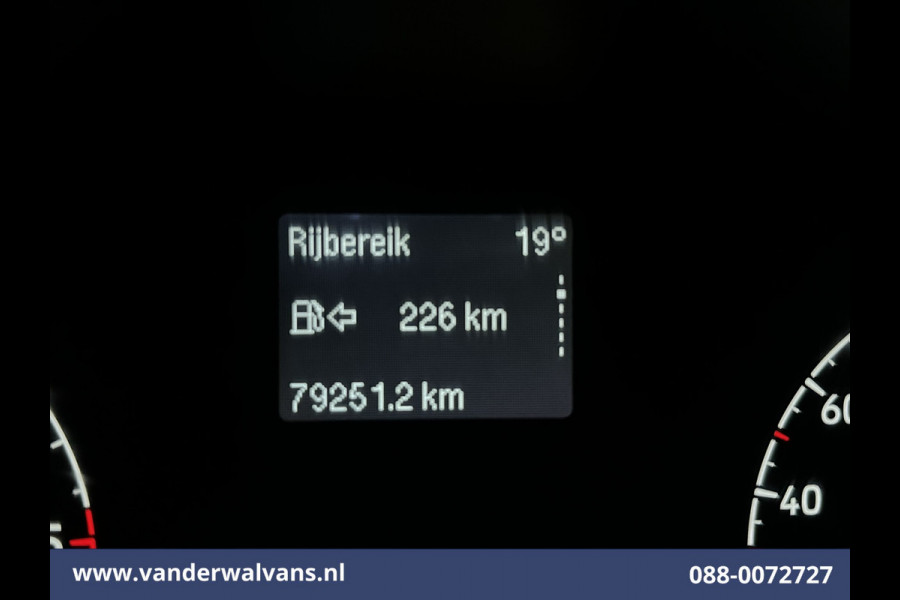 Ford Transit Custom 2.0 TDCI 130pk L2H1 Euro6 Airco | Cruisecontrol | LED | Verwarmde voorruit | Parkeersensoren, Bijrijdersbank, 2800kg Trekvermogen