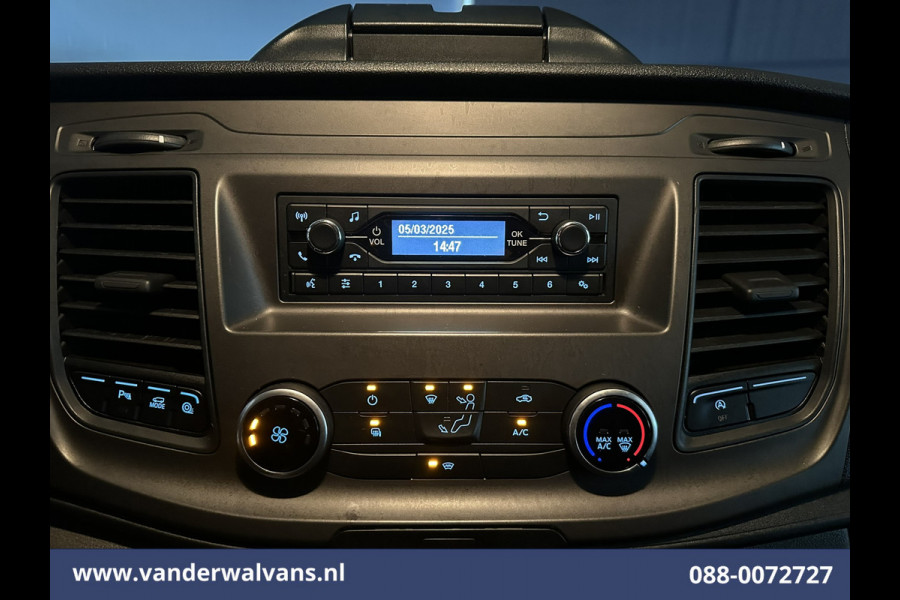 Ford Transit Custom 2.0 TDCI 130pk L2H1 Euro6 Airco | LED | Cruisecontrol | Verwarmde voorruit | Parkeersensoren Bijrijdersbank, 2800kg trekvermogen