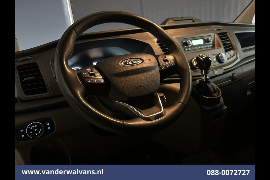 Ford Transit Custom 2.0 TDCI 130pk L2H1 Euro6 Airco | LED | Cruisecontrol | Verwarmde voorruit | Parkeersensoren Bijrijdersbank, 2800kg trekvermogen
