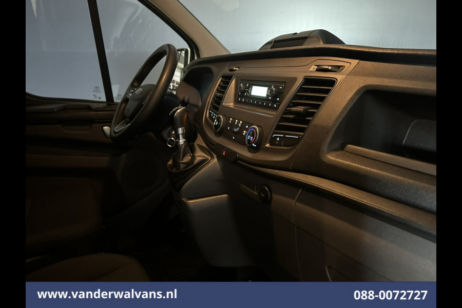 Ford Transit Custom 2.0 TDCI 130pk L2H1 Euro6 Airco | LED | Cruisecontrol | Verwarmde voorruit | Parkeersensoren Bijrijdersbank, 2800kg trekvermogen