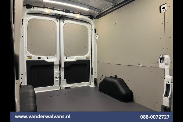 Ford Transit 2.0 TDCI 130 pk L3H2 Euro6 Airco | Camera | Navigatie | Apple Carplay | Andoid Auto | Cruisecontrol Verwarmde Voorruit, Parkeersensoren, Bijrijdersbank