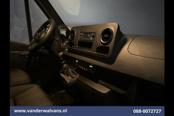 Mercedes-Benz Sprinter 211 CDI 115pk L2H1 Euro6 Airco | Trekhaak | Bijrijdersbank | Bluetooth telefoonvoorbereiding zijdeur