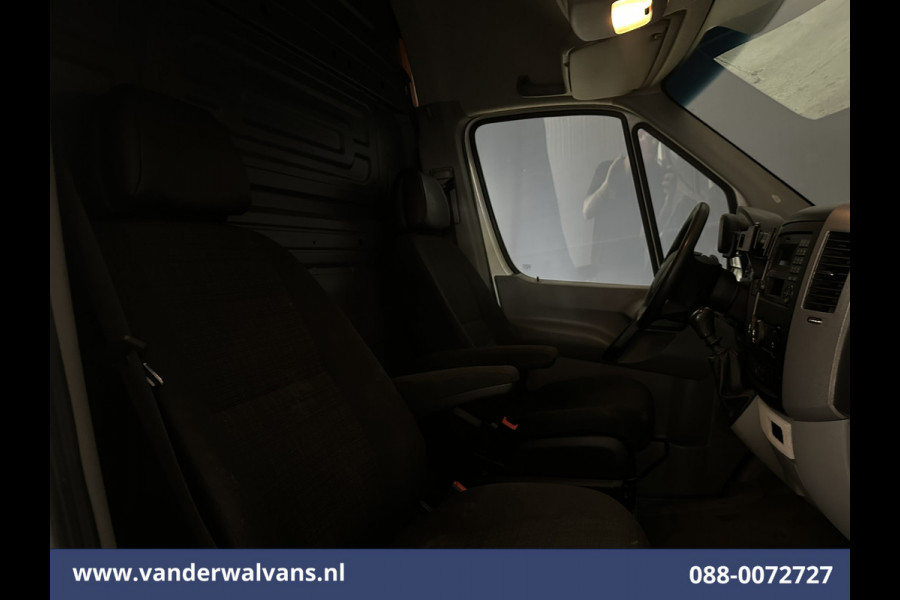 Mercedes-Benz Sprinter 316 CDI 163 pk L2H2 Euro6 Airco | Navigatie | 2800kg Trekhaak | Cruisecontrol Parkeersensoren