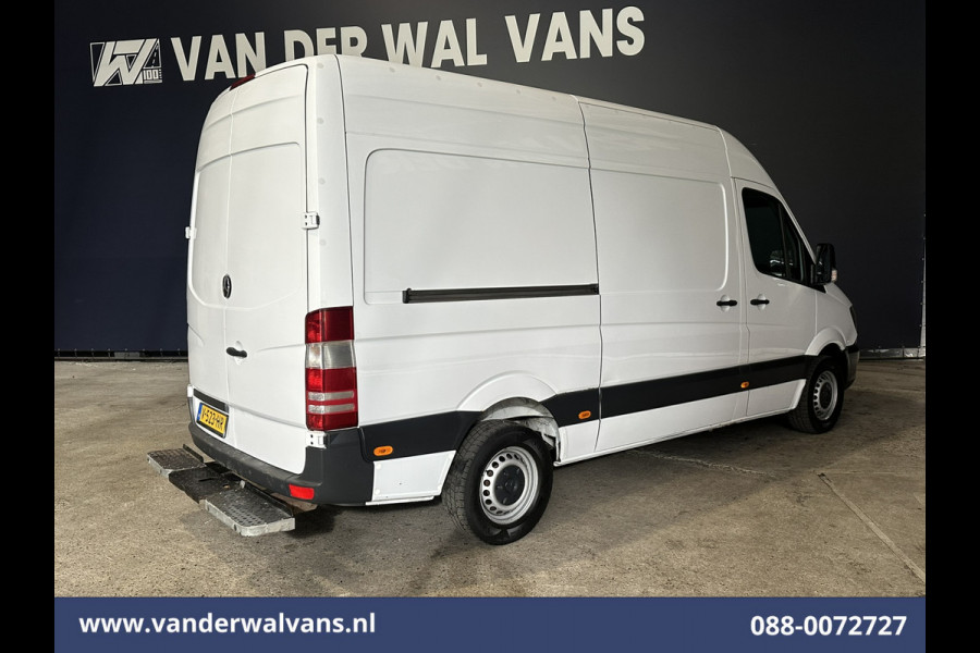 Mercedes-Benz Sprinter 316 CDI 163 pk L2H2 Euro6 Airco | Navigatie | 2800kg Trekhaak | Cruisecontrol Parkeersensoren