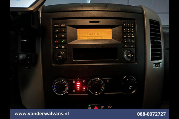 Mercedes-Benz Sprinter 316 CDI 163 pk L2H2 Euro6 Airco | Navigatie | 2800kg Trekhaak | Cruisecontrol Parkeersensoren