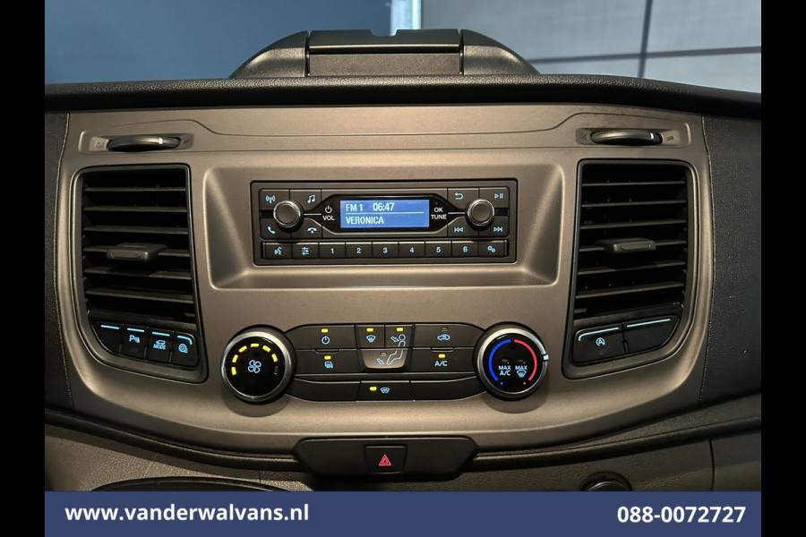 Ford Transit Custom 2.0 TDCI 130 pk L2H1 Euro6 Airco | LED | Cruisecontrol | Verwarmde voorruit | Parkeersensoren Bijrijdersbank, 2800kg trekvermogen