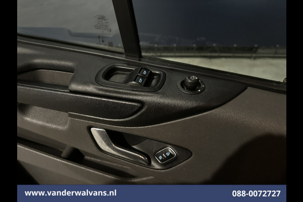 Ford Transit Custom 2.0 TDCI 130 pk L2H1 Euro6 Airco | LED | Cruisecontrol | Verwarmde voorruit | Parkeersensoren Bijrijdersbank, 2800kg trekvermogen