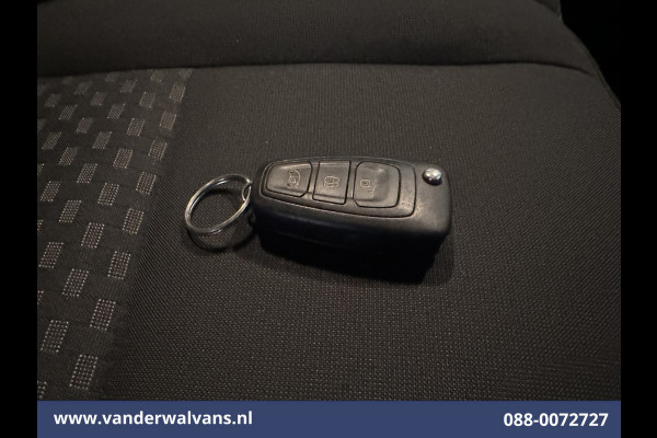 Ford Transit Custom 2.0 TDCI 130 pk L2H1 Euro6 Airco | LED | Cruisecontrol | Verwarmde voorruit | Parkeersensoren Bijrijdersbank, 2800kg trekvermogen