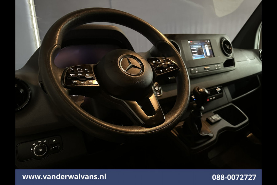 Mercedes-Benz Sprinter 316 CDI 163 pk L2H2 Euro6 Airco | 2800kg Trekhaak | Camera | Apple Carplay | Parkeersensoren inklapbare spiegels, standkachel, cruisecontrol, MBUX, Android auto