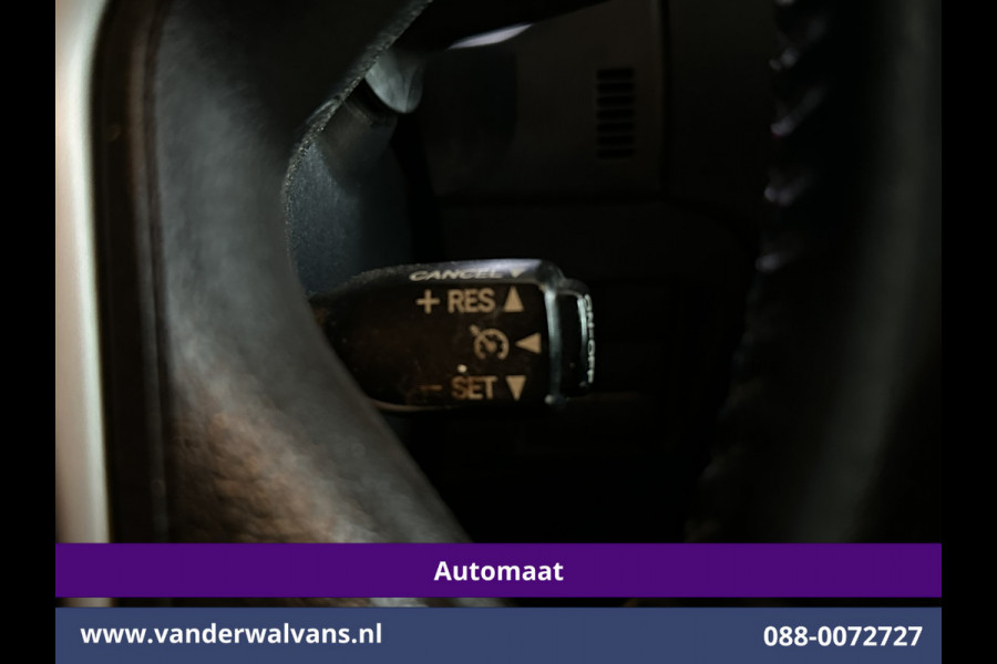 Toyota Land Cruiser 2.8 D-4D-F 177pk Automaat 3000kg Trekhaak Euro6 Airco | Camera | Navigatie | LM velgen Cruisecontrol, Parkeersensoren, Stoelverwarming, Verwarmde voorruit