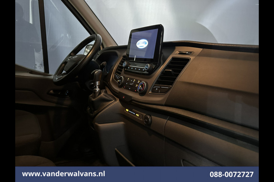 Ford Transit 2.0 TDCI 131pk L3H2 Euro6 Airco | Camera | Navigatie | Apple Carplay | Stoelverwarming Cruisecontrol, Android auto, Verwarmde voorruit, Parkeersensoren, Bijrijdersbank, 2500kg trekvermogen