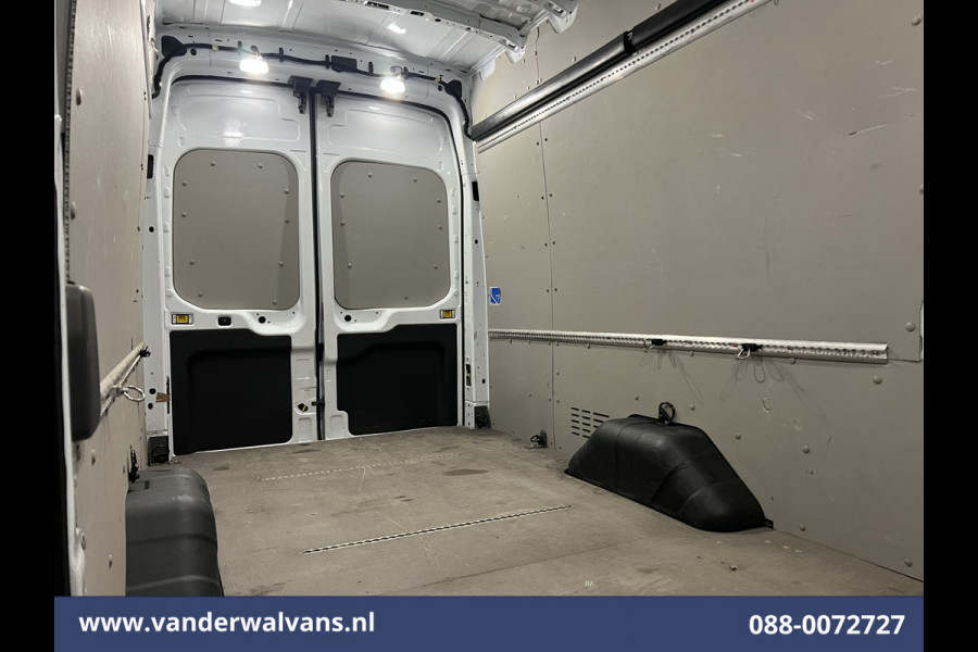 Ford Transit 2.0 TDCI 131pk L4H3 Euro6 Airco | Camera | Cruisecontrol | Verwarmde voorruit Parkeersensoren, Bijrijdersbank