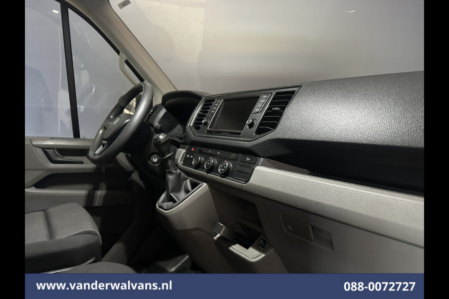 Volkswagen Crafter 2.0 TDI 140pk L3H3 (oude L2H2) Euro6 Airco | Camera | Cruisecontrol | Apple Carplay | bijrijdersbank android auto, chauffeursstoel, 3000kg trekvermogen