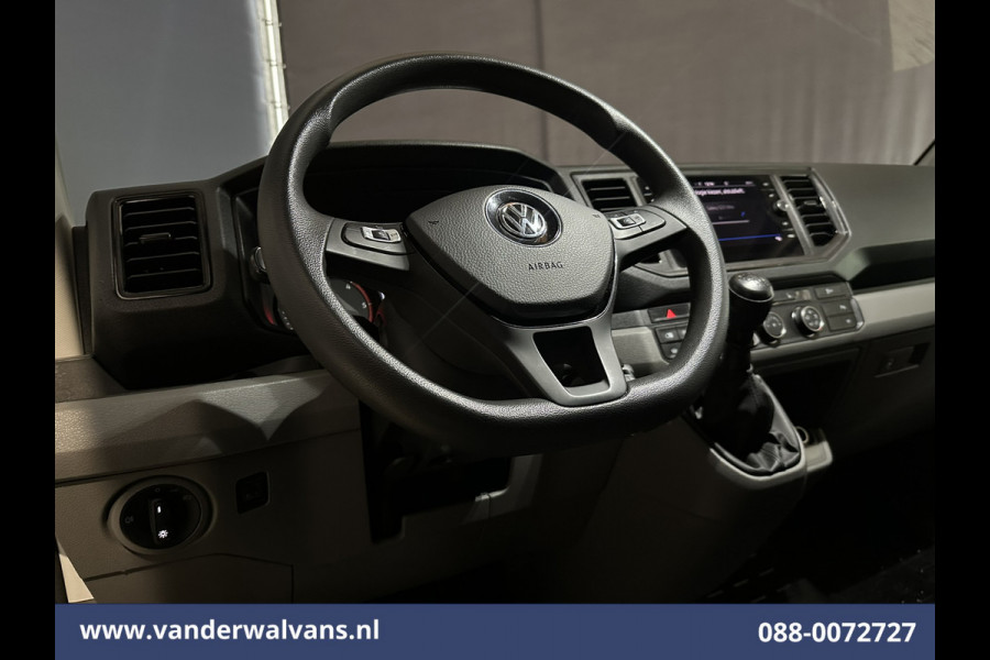 Volkswagen Crafter 2.0 TDI 141pk L3H3 L2H2 Euro6 Airco | Camera | Navigatie | Android Auto | Stoelverwarming Parkeersensoren, Bijrijdersbank, 3000kg trekvermogen, zilver