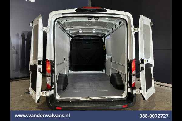 Ford Transit 2.0 TDCI 131pk L3H2 Euro6 Airco | Camera | Navigatie | Apple Carplay | Android Auto | Stoelverwarming Verwarmde voorruit, Cruisecontrol, Parkeersensoren, Elektrisch verstelbare bestuurdersstoel, Bijrijdersbank