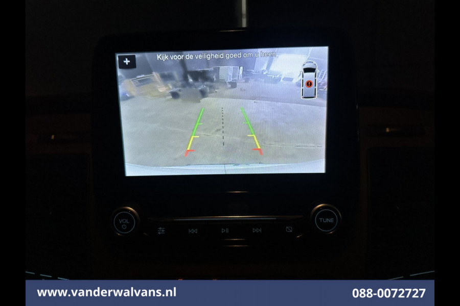 Ford Transit 2.0 TDCI 131pk L3H2 Euro6 Airco | Camera | Navigatie | Apple Carplay | Android Auto | Stoelverwarming Verwarmde voorruit, Cruisecontrol, Parkeersensoren, Elektrisch verstelbare bestuurdersstoel, Bijrijdersbank