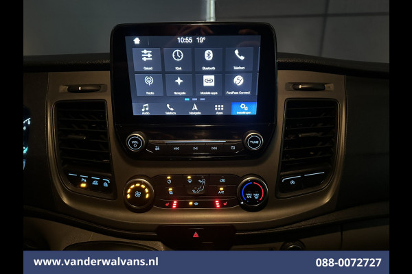 Ford Transit 2.0 TDCI 131pk L3H2 Euro6 Airco | Camera | Navigatie | Apple Carplay | Android Auto | Stoelverwarming Verwarmde voorruit, Cruisecontrol, Parkeersensoren, Elektrisch verstelbare bestuurdersstoel, Bijrijdersbank