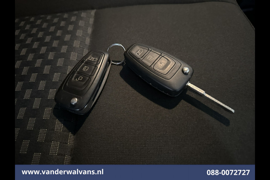 Ford Transit 2.0 TDCI 131pk L3H2 Euro6 Airco | Camera | Navigatie | Apple Carplay | Android Auto | Stoelverwarming Verwarmde voorruit, Cruisecontrol, Parkeersensoren, Elektrisch verstelbare bestuurdersstoel, Bijrijdersbank