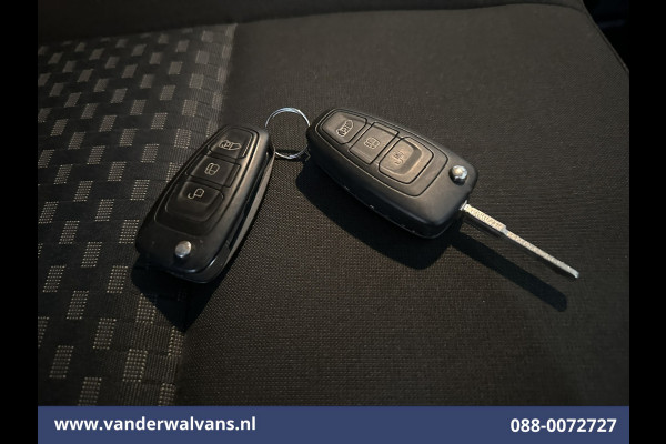 Ford Transit 2.0 TDCI 131pk L3H2 Euro6 Airco | Camera | Navigatie | Apple Carplay | Android Auto | Stoelverwarming Verwarmde voorruit, Cruisecontrol, Parkeersensoren, Elektrisch verstelbare bestuurdersstoel, Bijrijdersbank